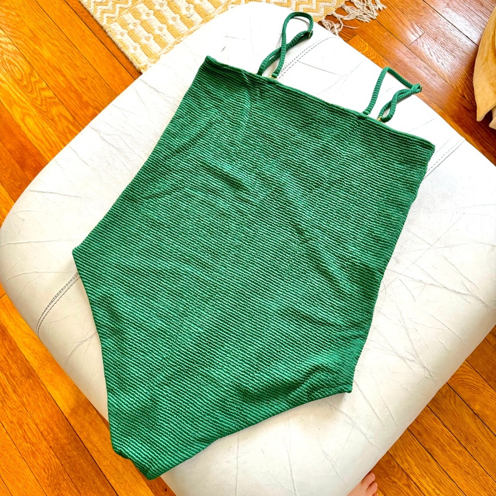 Green Storm Ribbed One Piece Bathing Suit | Removable Straps | Size Large